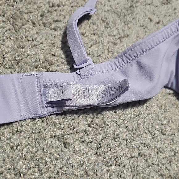 Skims Purple Lace Push Up Bra Size 32A - Picture 5 of 7